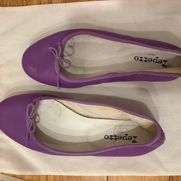 Repetto Lilac Ballet Flats with Bow - Picture 3 of 7